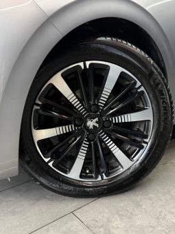 
										Peugeot 208 BlueHDi 102 CV ALLURE PACK 09/2019 full									