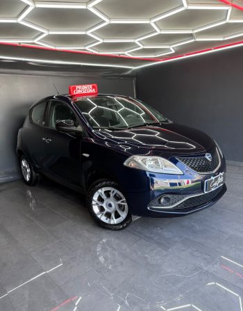 Lancia Ypsilon 0.9 Benz. /Metano Ecochic Platinum 2016
