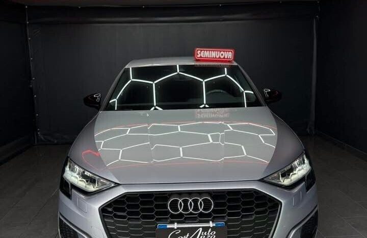 
								Audi A3 SPB 30 TDI S tronic S line edition 12/2022 full									