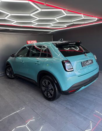 Fiat 600 Hybrid 145 CV DCT MHEV La Prima