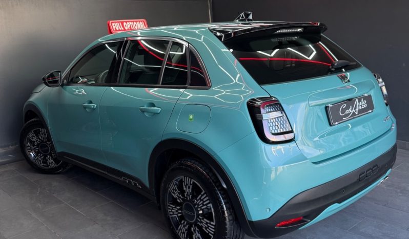 
								Fiat 600 Hybrid 145 CV DCT MHEV La Prima full									