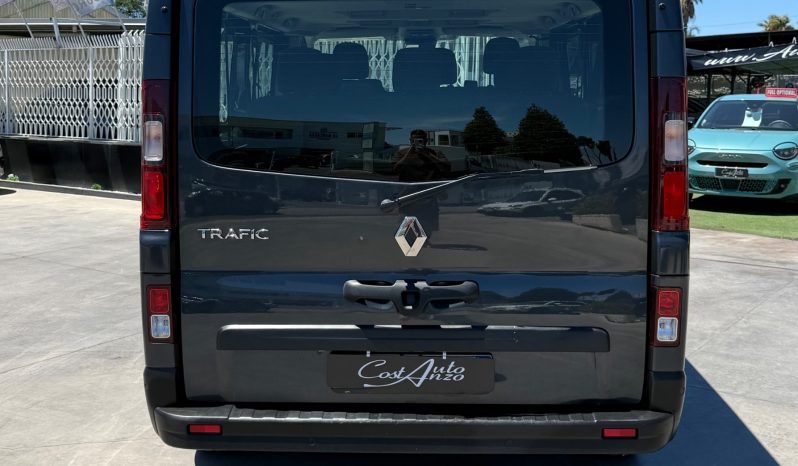 
								Renault Trafic 2.0 BluedCi 110CV 9 Posti 2022 full									