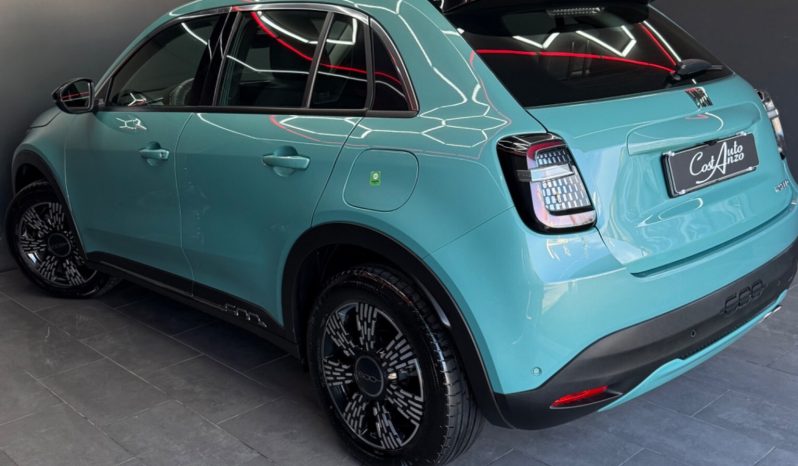 
								Fiat 600 1.2 Hybrid 145 CV DCT MHEV La Prima full									