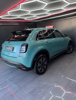 
										Fiat 600 Hybrid 145 CV DCT MHEV La Prima full									