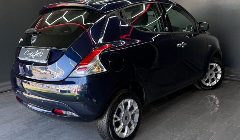 
								Lancia Ypsilon 0.9 Benz. /Metano Ecochic Platinum 2016 full									