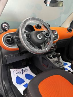 
										Smart ForTwo 1.0 Benzina 71 Cv 2015 full									