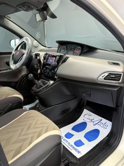 
										Lancia Ypsilon 1.3 Multijet 95 CV Platinum 2016 full									