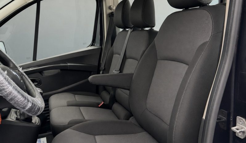 
								Renault Trafic 2.0 BluedCi 110CV 9 Posti 2022 full									