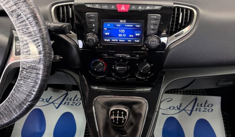 
								Lancia Ypsilon 0.9 Benz. /Metano Ecochic Platinum 2016 full									