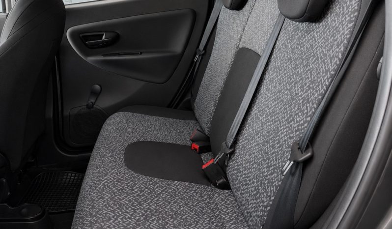 
								Lancia Ypsilon 1.0 Hybrid Ecochic Gold 2022 full									