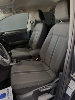 
										Volkswagen T-Roc 1.6 TDI Advanced 10/2020 full									