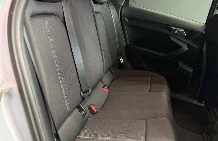 
								Audi A3 SPB 30 TDI S tronic S line edition 12/2022 full									