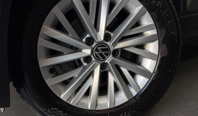 
								Volkswagen T-Roc 1.6 TDI Advanced 10/2020 full									
