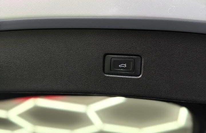 
								Audi Q5 SPB 40 TDI quattro S tronic line plus 2022 full									
