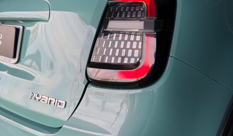 
								Fiat 600 Hybrid 145 CV DCT MHEV La Prima full									