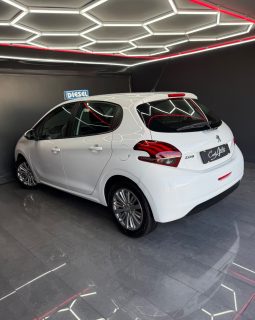 Peugeot 208 1.6 BlueHDi 75 cv Allure 2017