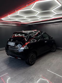 
										Lancia Ypsilon 1.0 Hybrid Ecochic Gold 2021 NUOVA full									