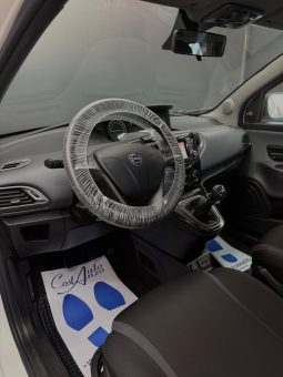 
										Lancia Ypsilon 1.2 Benzina Gold 44000 KM full									