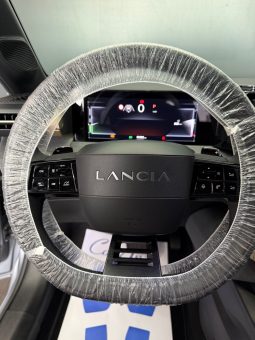 
										Lancia Ypsilon 1.2 Hybrid Edizione Cassina full									