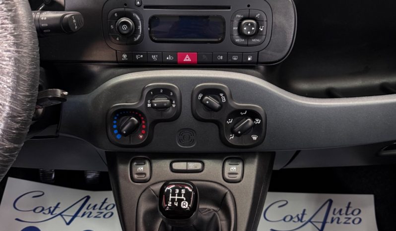 
								Fiat Panda 1.2 GPL Lounge 2018 full									