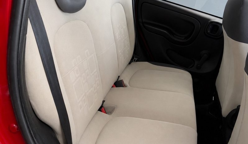 
								Fiat Panda 0.9 GPL AUTOMATICA 2015 full									