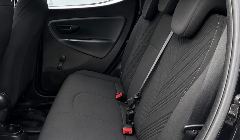 
								Lancia Ypsilon 1.0 Hybrid Ecochic Gold 2021 NUOVA full									