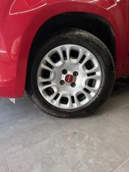 
										Fiat Panda 0.9 GPL AUTOMATICA 2015 full									