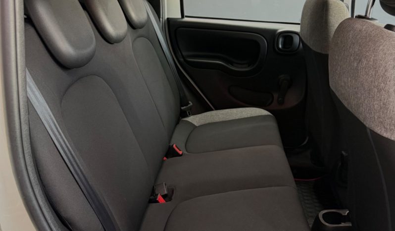 
								Fiat Panda 1.0 Hybrid City Cross 2022 full									