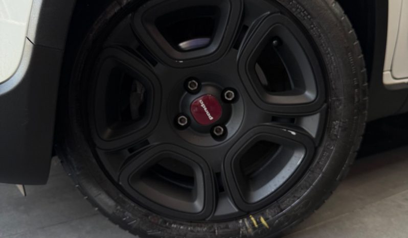 
								Fiat Panda 1.0 Hybrid City Cross 2022 full									