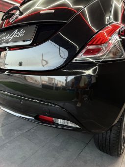 
										Lancia Ypsilon 1.0 Hybrid Ecochic Gold 2021 NUOVA full									