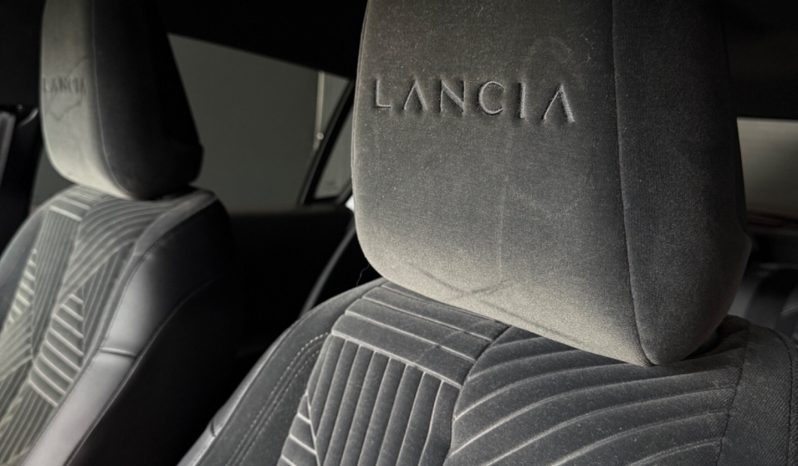 
								Lancia Ypsilon 1.2 Hybrid Edizione Cassina full									