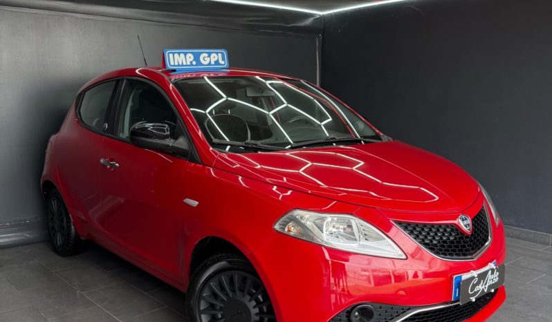 
								Lancia Ypsilon 1.2 GPL Ecochic Gold 12/2017 full									