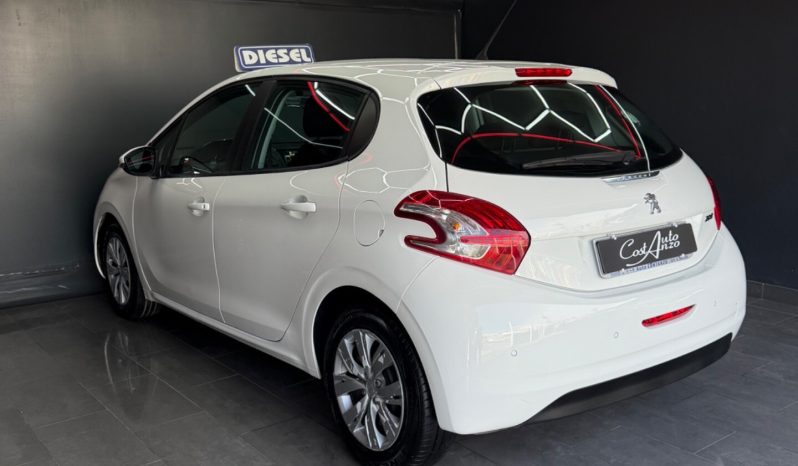 
								Peugeot 208 1.4 HDi 68 CV Allure full									