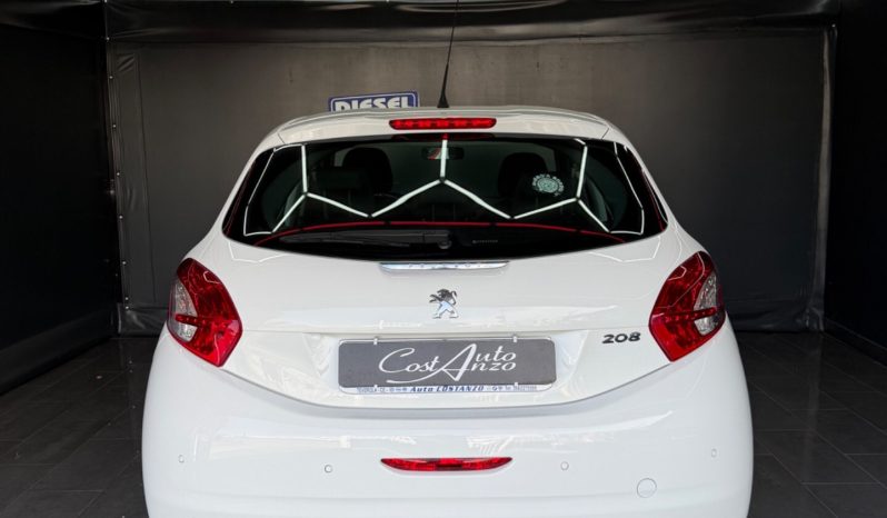 
								Peugeot 208 1.4 HDi 68 CV Allure full									