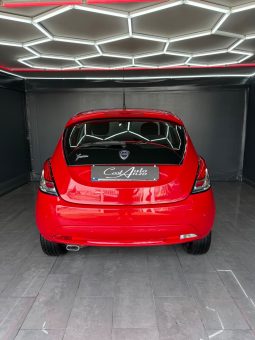
										Lancia Ypsilon 1.2 GPL Ecochic Gold 12/2017 full									