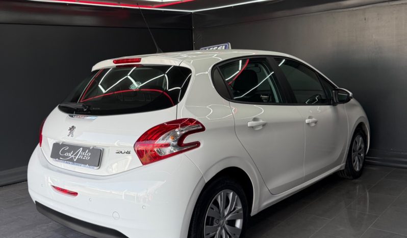 
								Peugeot 208 1.4 HDi 68 CV Allure full									