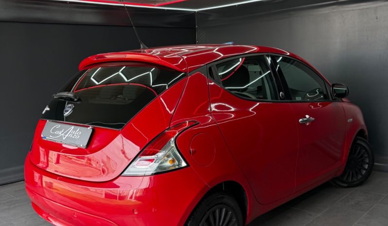 
								Lancia Ypsilon 1.2 GPL Ecochic Gold 12/2017 full									