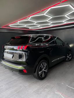 
										Peugeot 3008 1.6 BlueHDi 120 cv EAT86 Allure 2017 full									