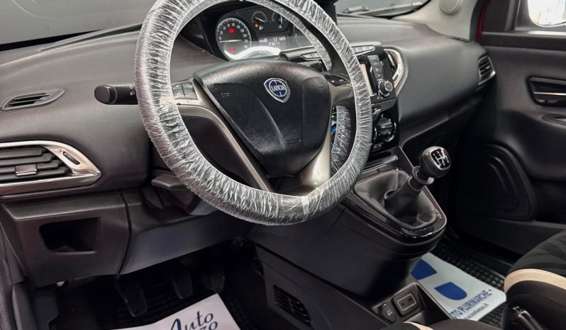 
								Lancia Ypsilon 1.2 GPL Ecochic Gold 12/2017 full									
