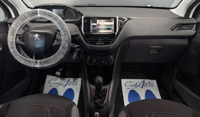
								Peugeot 208 1.4 HDi 68 CV Allure full									