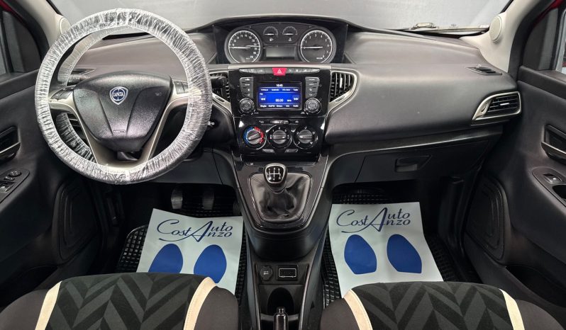 
								Lancia Ypsilon 1.2 GPL Ecochic Gold 12/2017 full									