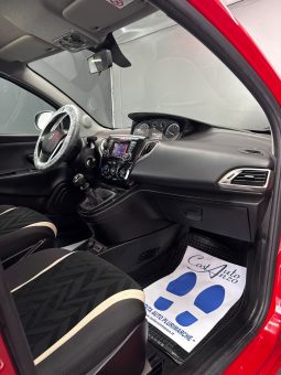 
										Lancia Ypsilon 1.2 GPL Ecochic Gold 12/2017 full									