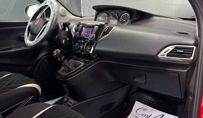 
								Lancia Ypsilon 1.2 GPL Ecochic Gold 12/2017 full									