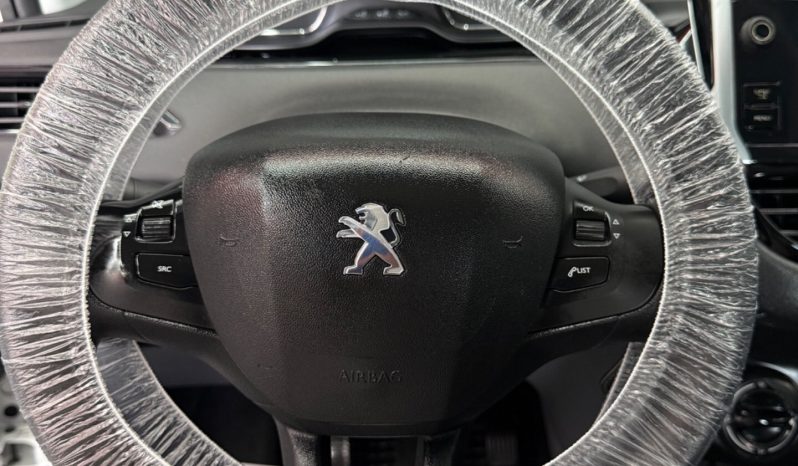 
								Peugeot 208 1.4 HDi 68 CV Allure full									