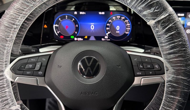 
								Volkswagen Golf 8 2.0 TDI DSG Style 10/2022 full									