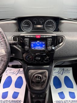 
										Lancia Ypsilon 1.0 Hybrid Ecochic Gold 2021 full									