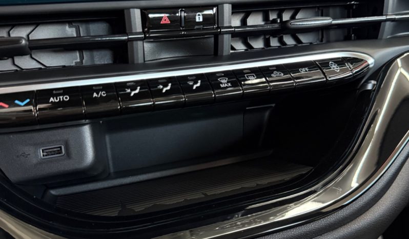 
								Fiat 500 Hybrid Icon KM 0 full									