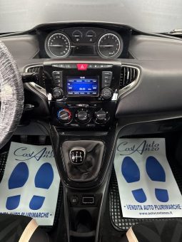 
										Lancia Ypsilon 1.2 GPL Ecochic Gold 12/2017 full									