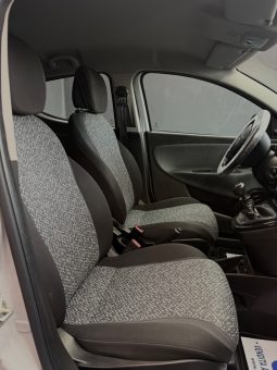 
										Lancia Ypsilon 1.0 Hybrid Ecochic Gold 2021 full									