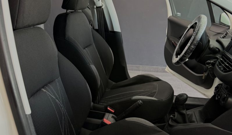 
								Peugeot 208 1.4 HDi 68 CV Allure full									